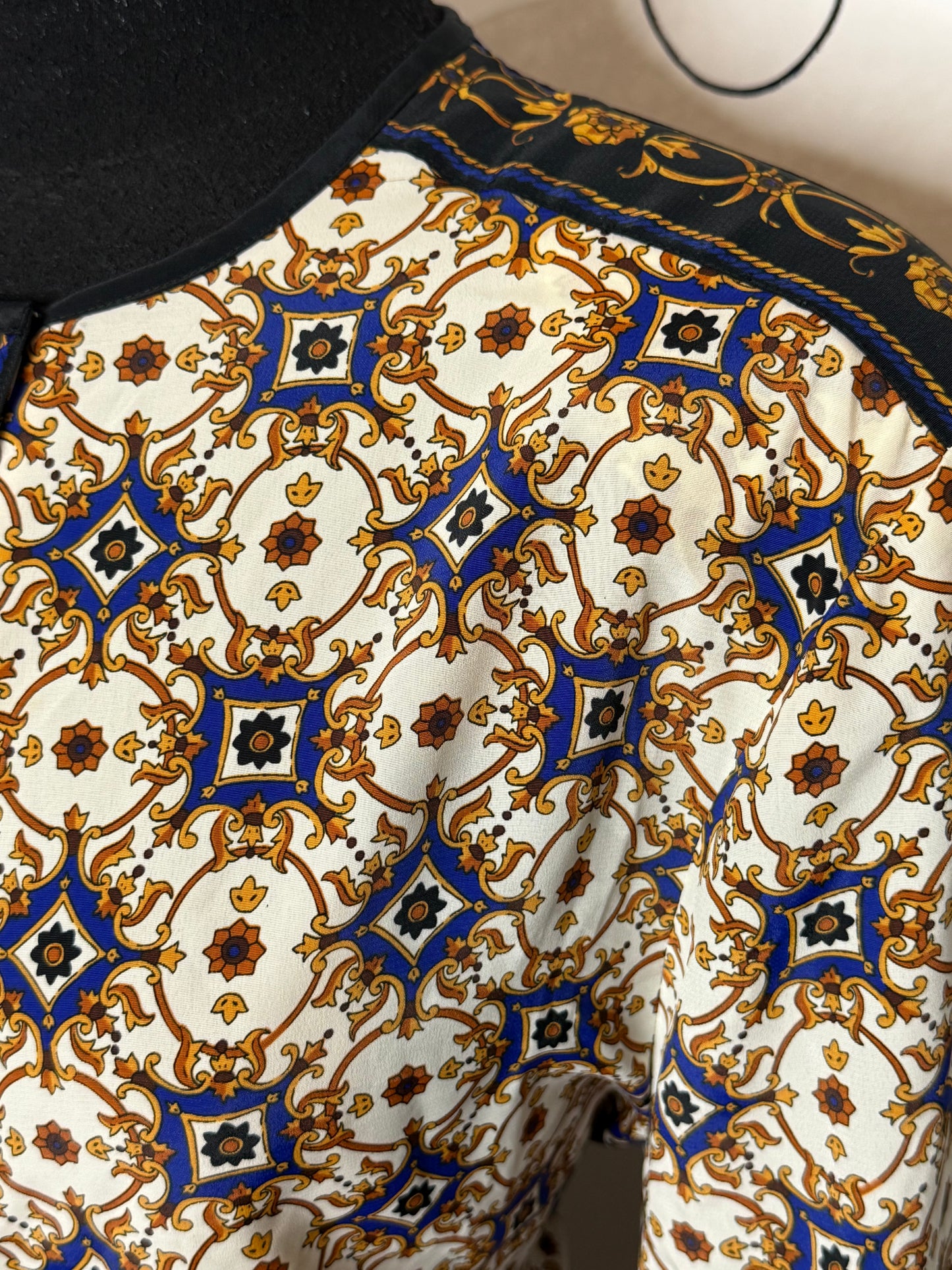 Tassel Medallion Top
