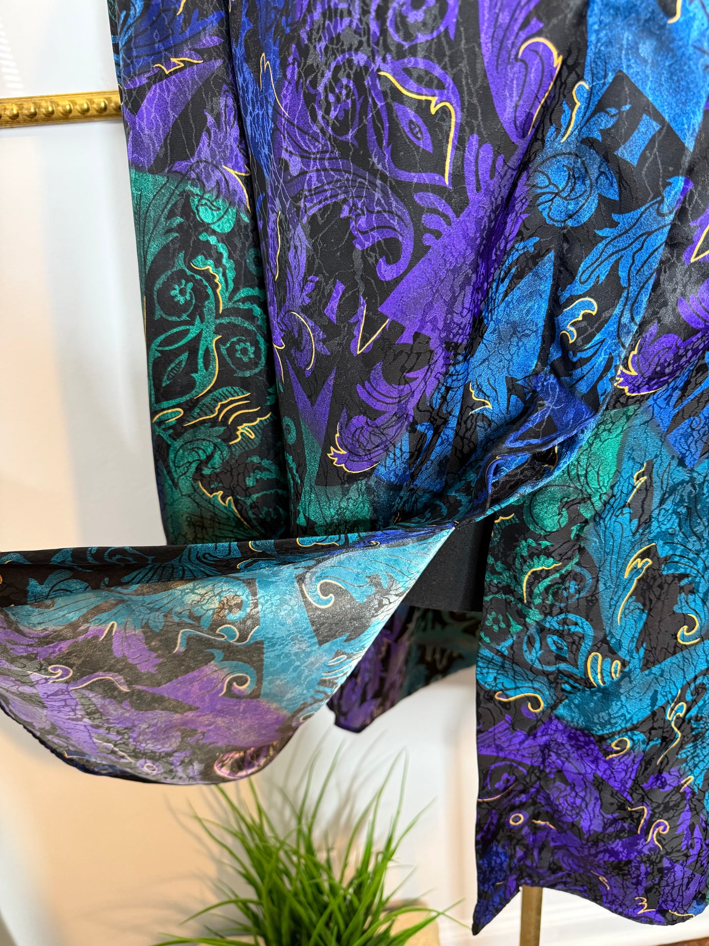 The Royal Blouse
