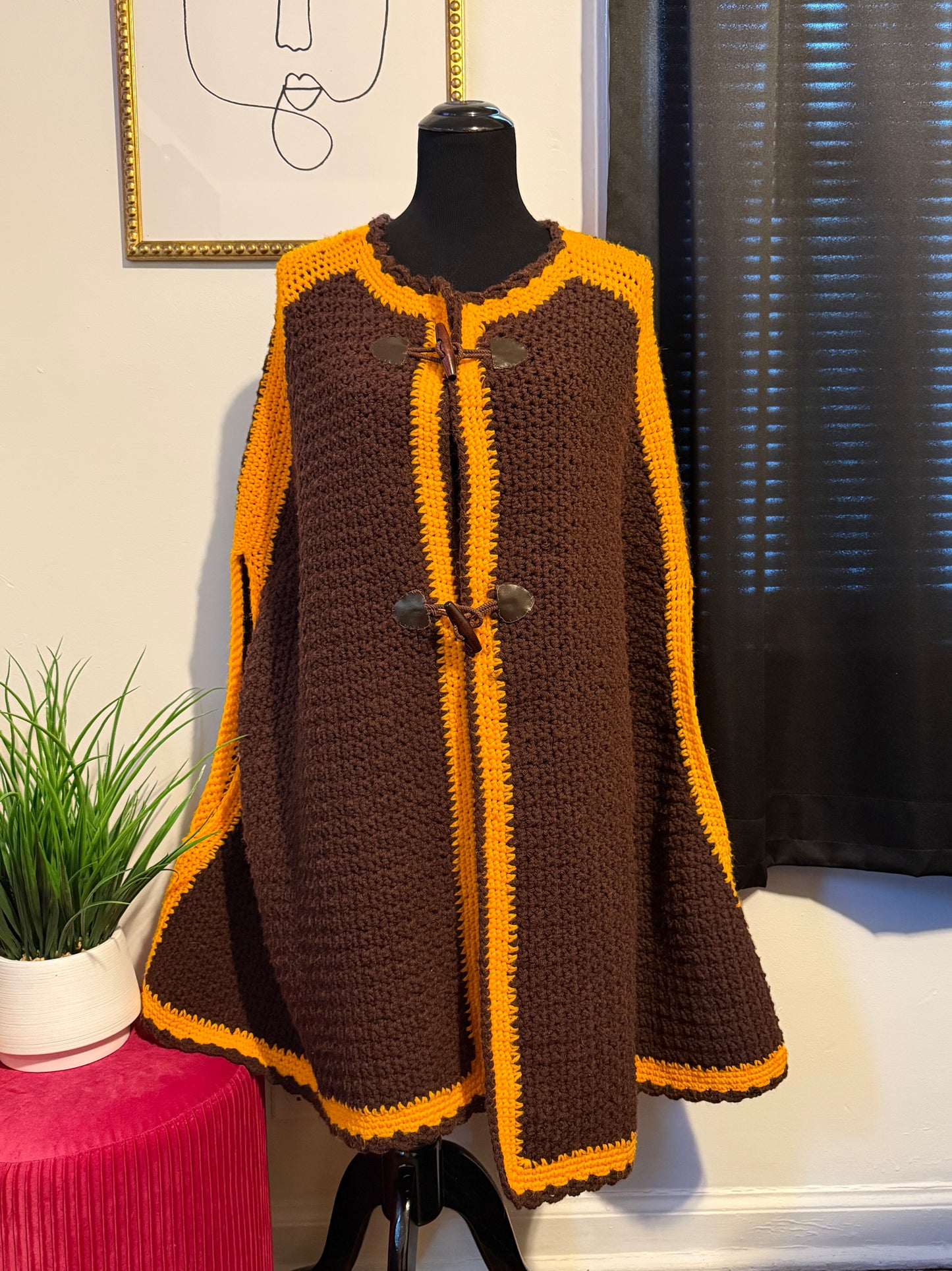Reese Cup Cape