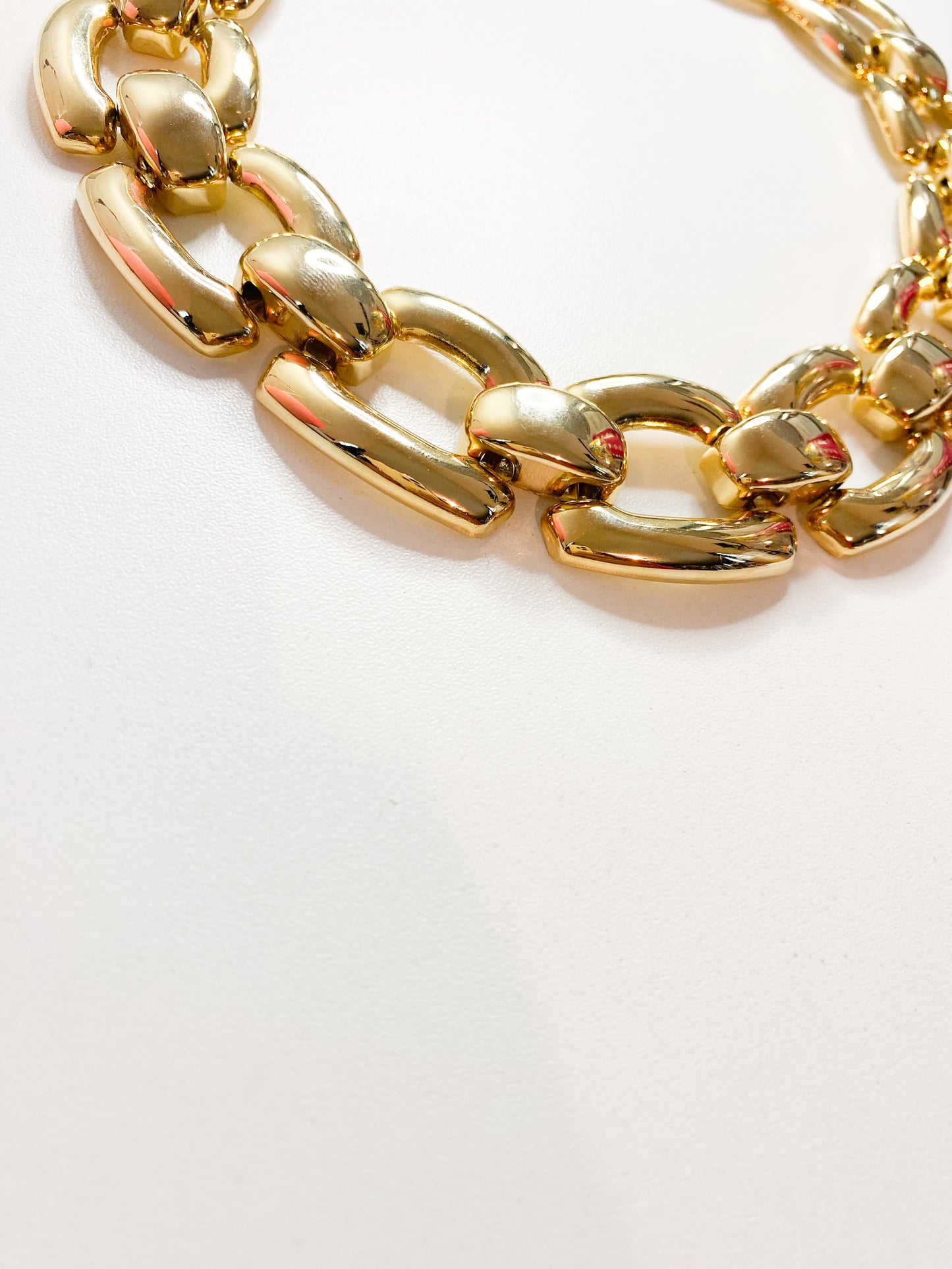 The Linked Necklace