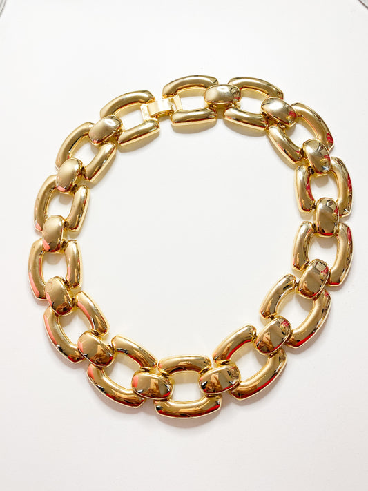 The Linked Necklace