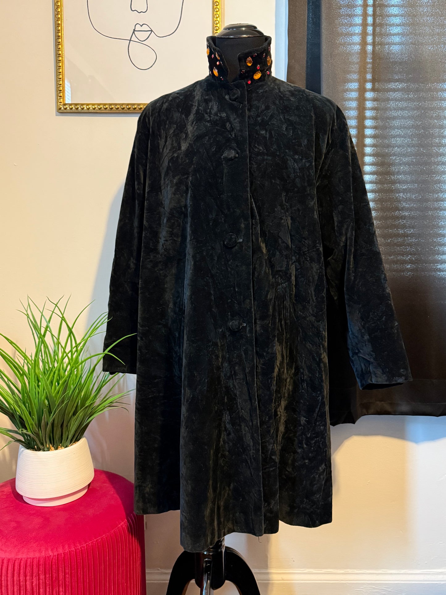 Neck Gems Swing Coat