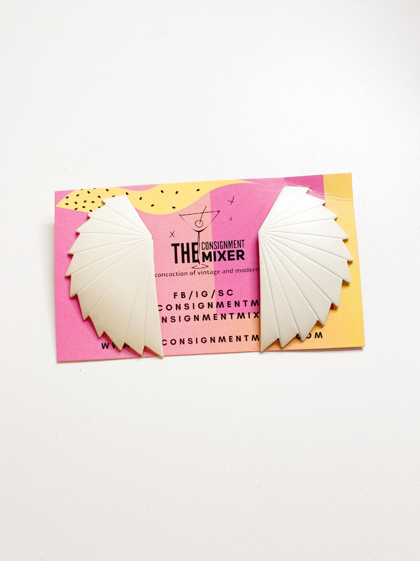 Shell Fan Earrings